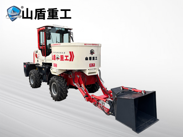 自上料攪拌車(chē)使用注意事項(xiàng)有哪些